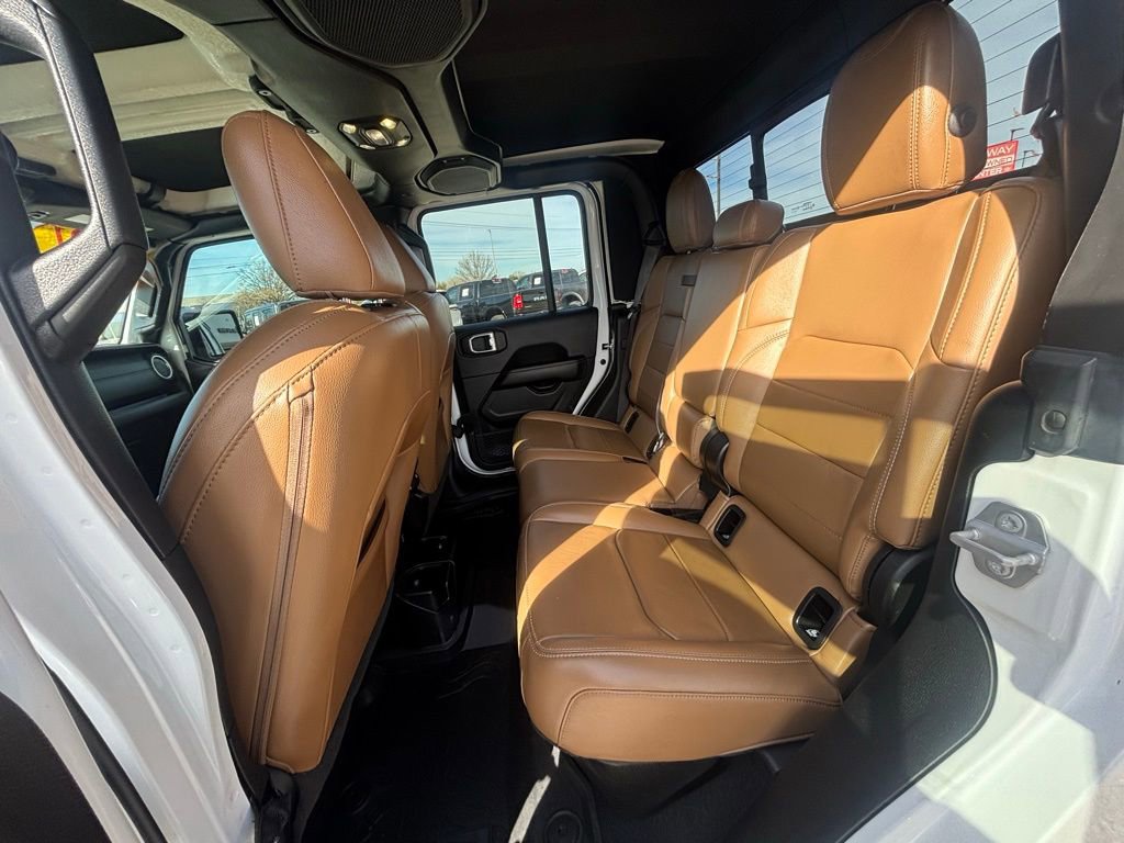 Used 2021 Jeep Gladiator Overland w/ Popular Equipment Package image 12