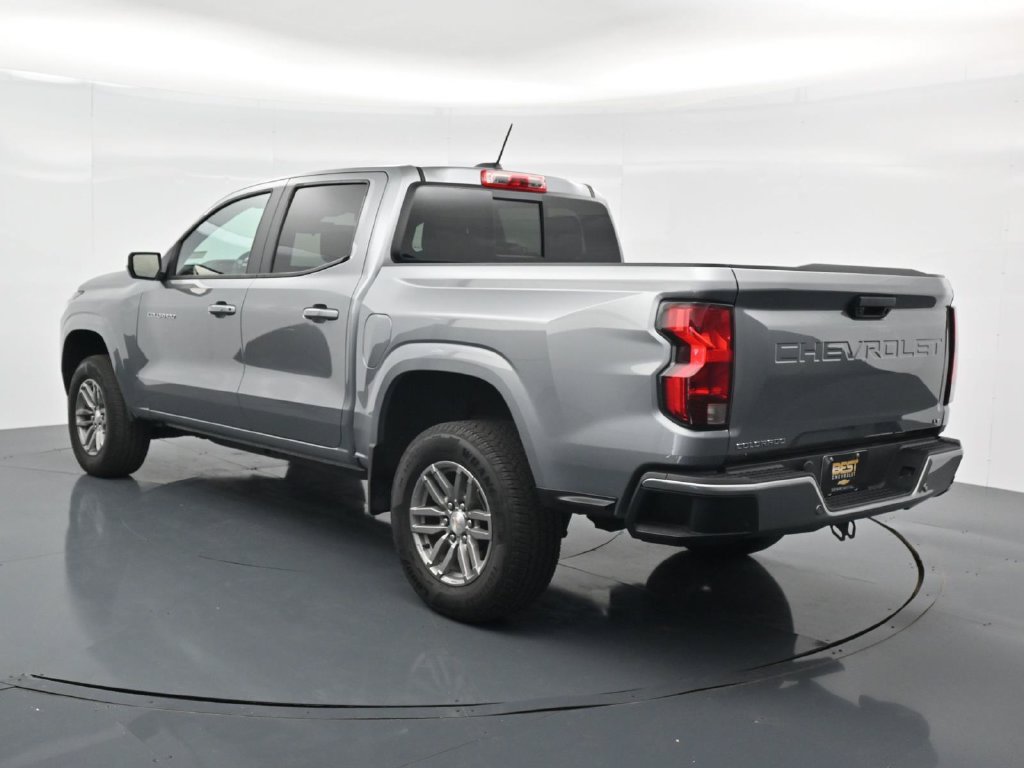 Used 2024 Chevrolet Colorado LT w/ LT Convenience Package RWD image 5