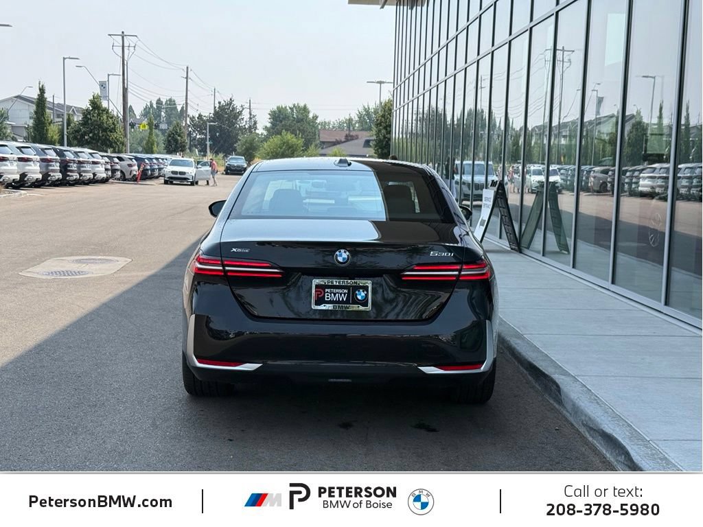 New 2027 BMW 530i xDrive AWD/4WD image 4