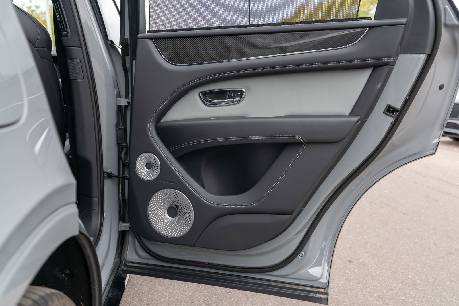 New 2025 Bentley Bentayga image 36