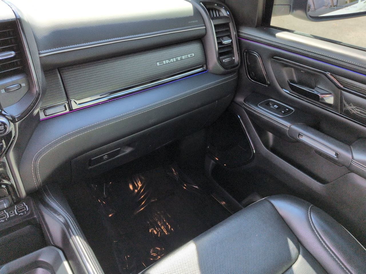 Used 2023 RAM 1500 Limited AWD/4WD image 16