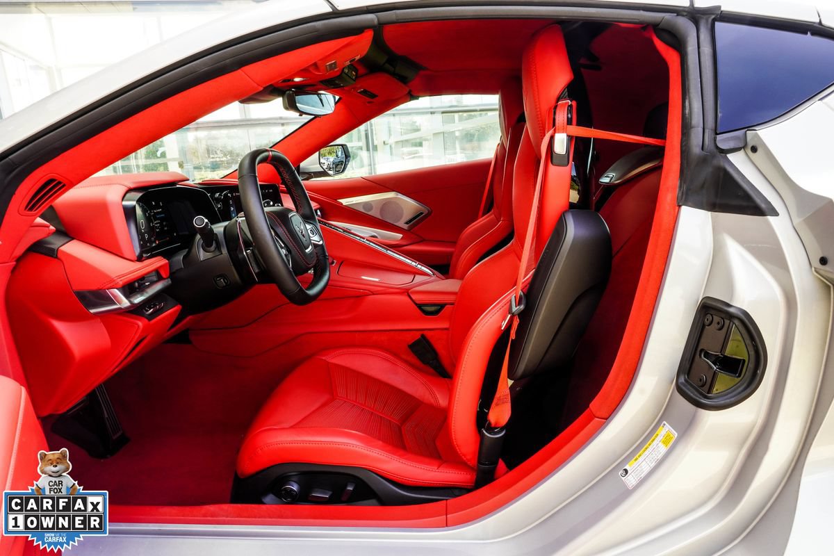 Used 2024 Chevrolet Corvette Stingray Premium Cpe w/ Z51 Performance Package RWD image 34
