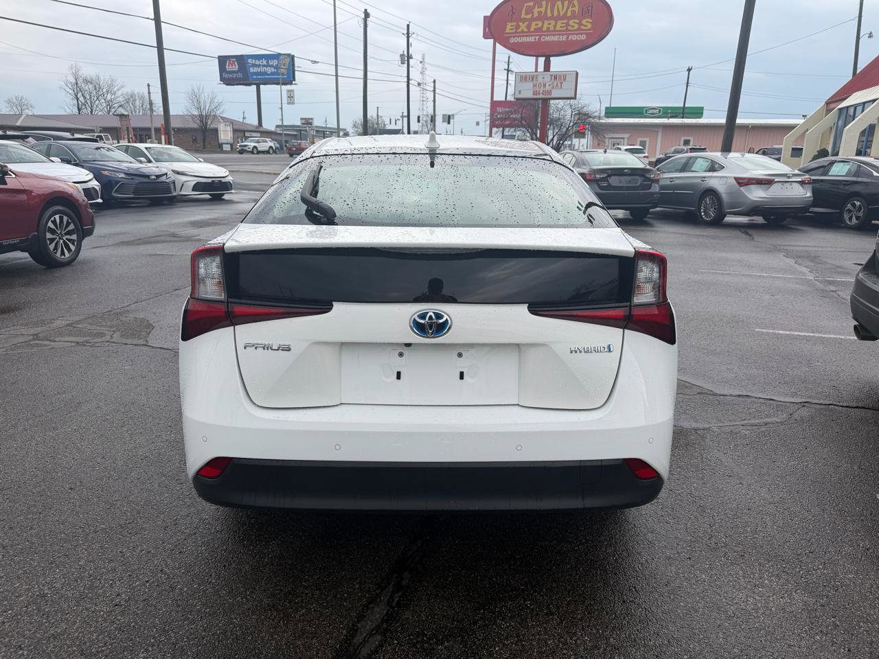 Used 2021 Toyota Prius LE FWD image 8