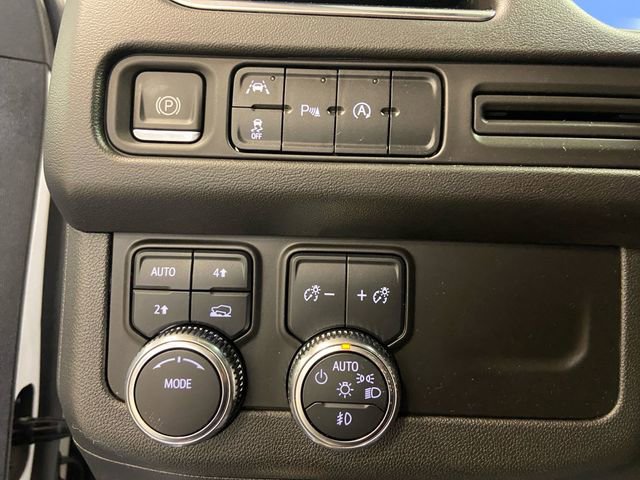 Used 2024 GMC Yukon SLT image 24