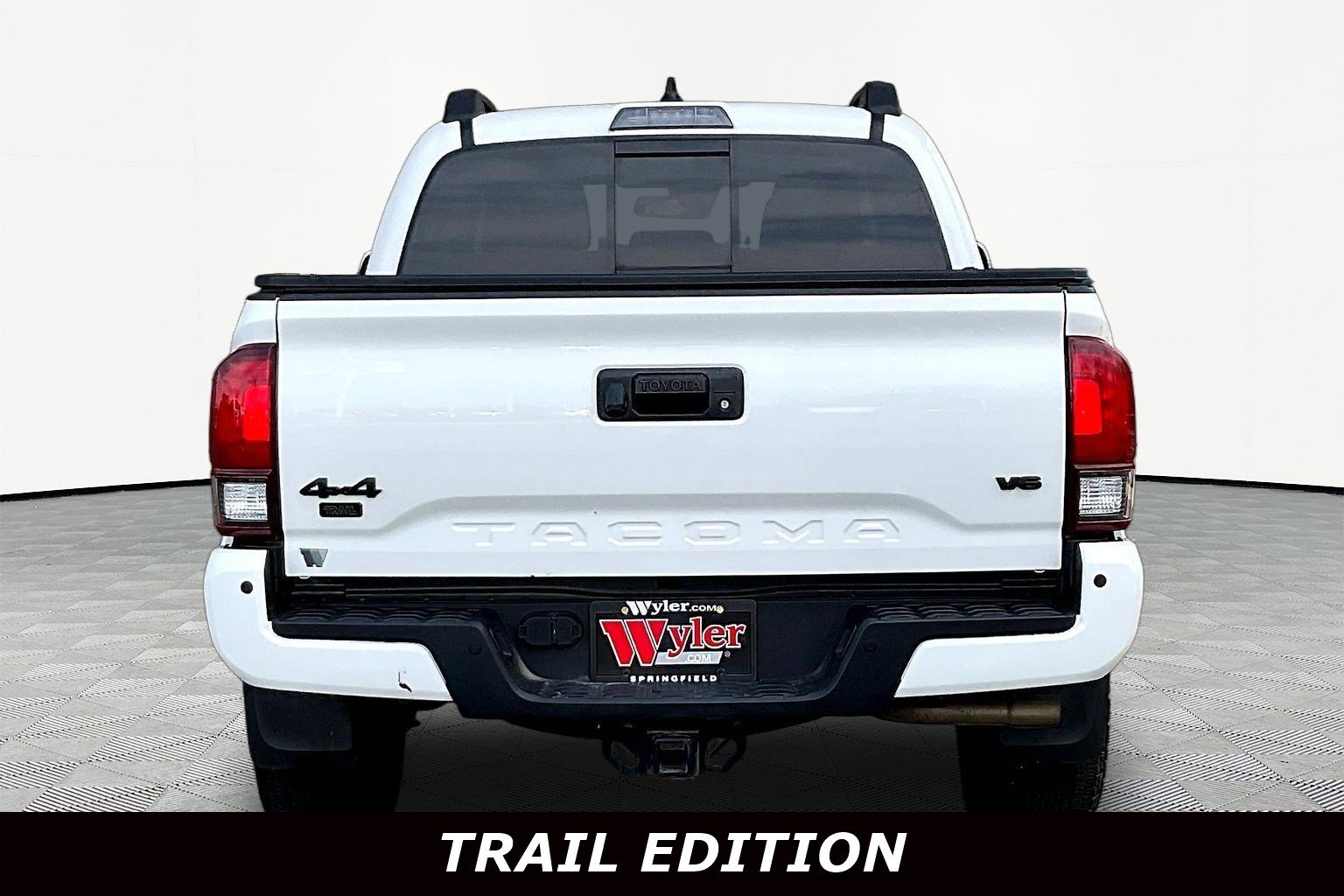 Certified 2023 Toyota Tacoma 4x4 Double Cab w/ Trail Edition image 5