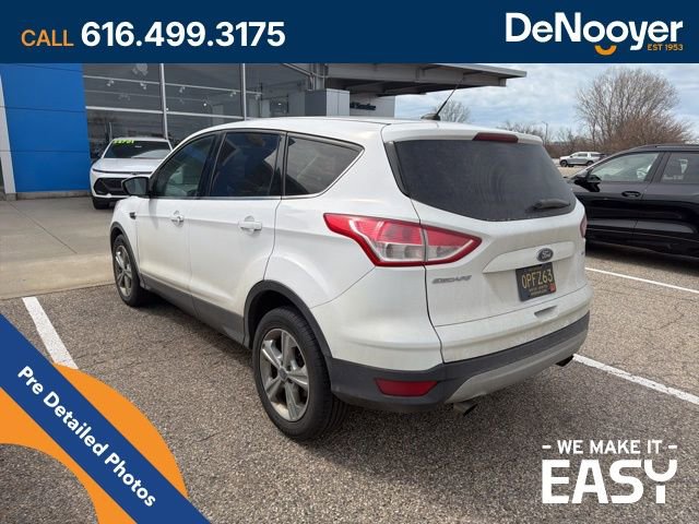 Used 2015 Ford Escape SE image 3
