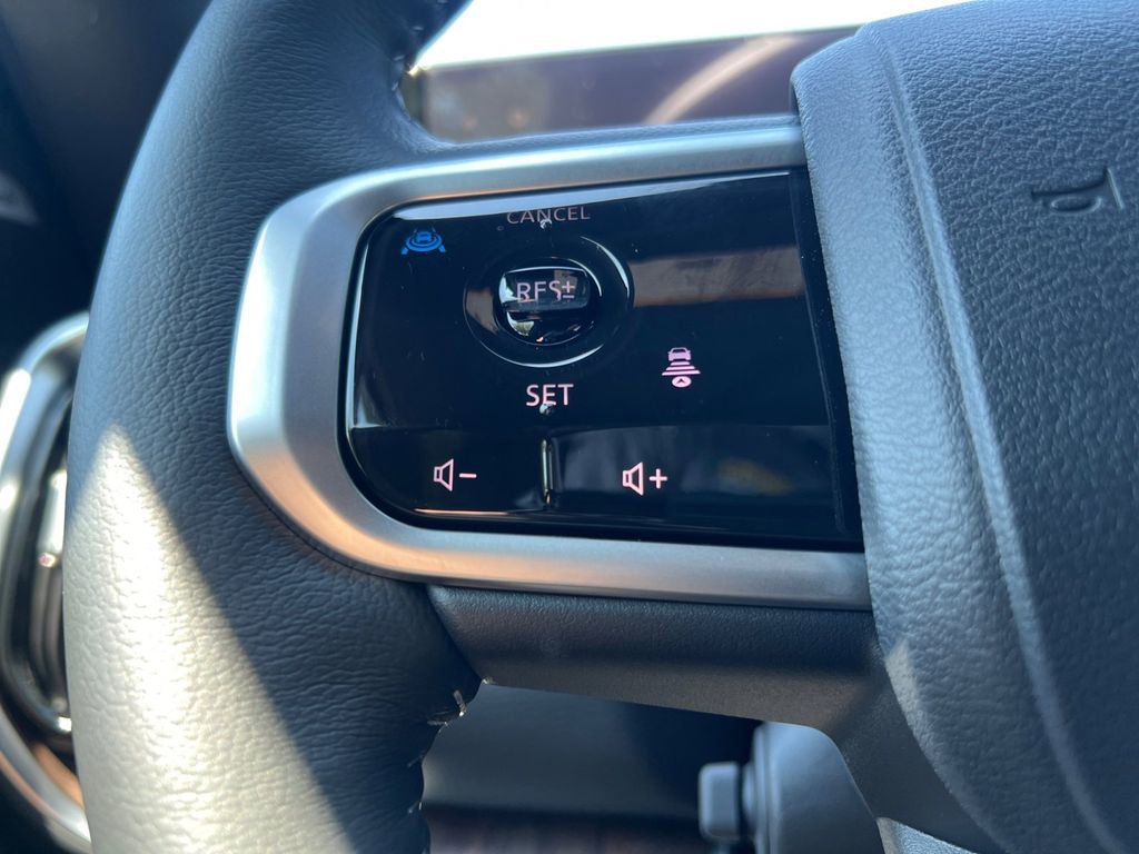 New 2026 Nissan Armada Platinum image 11