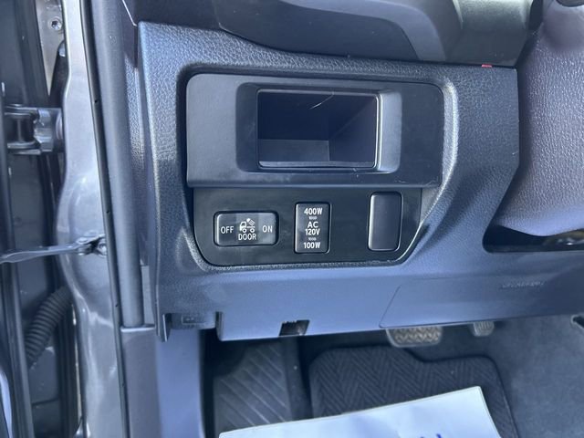 Used 2016 Toyota Tacoma TRD Sport image 17