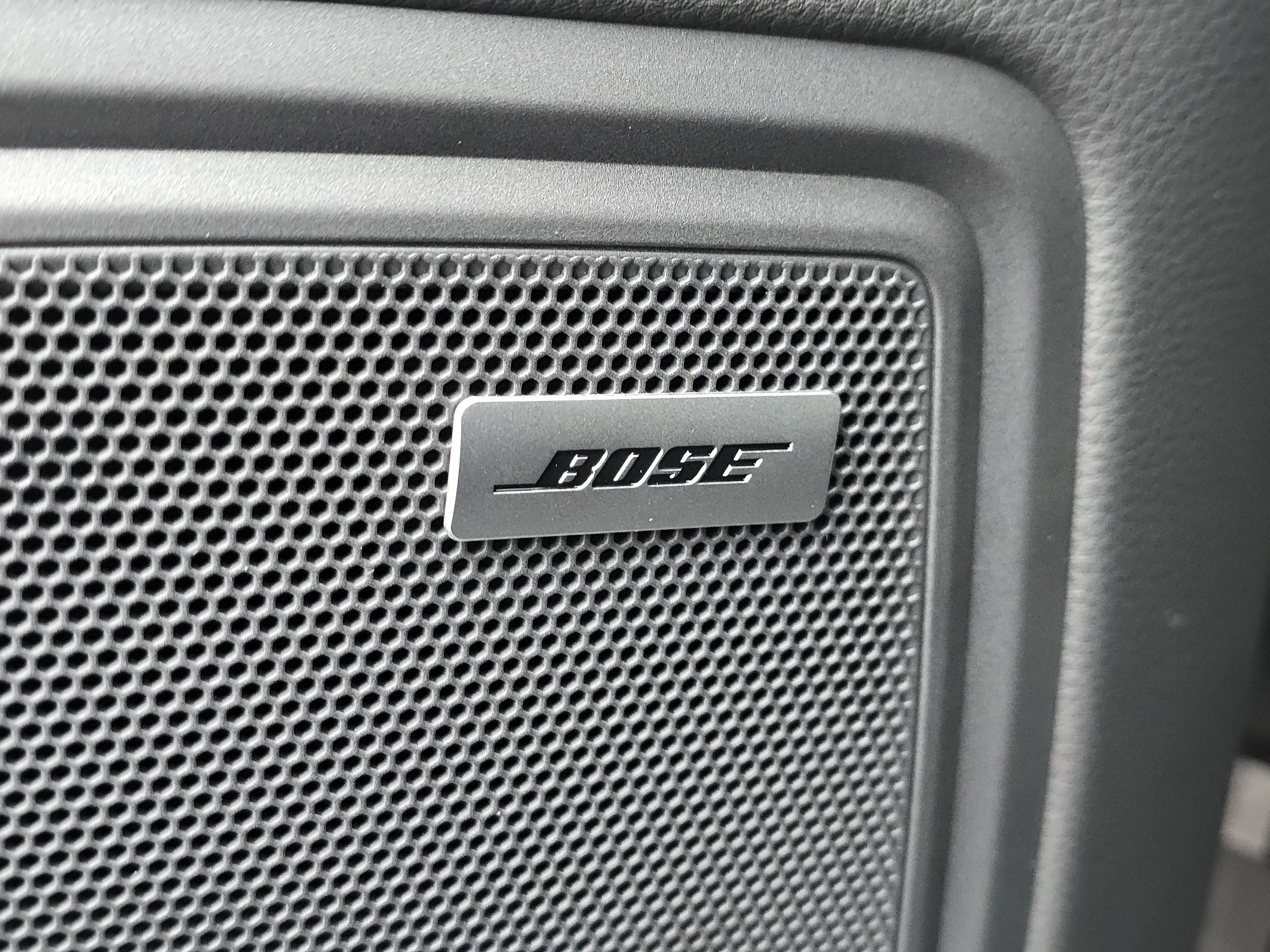 Certified 2025 Porsche Macan image 24