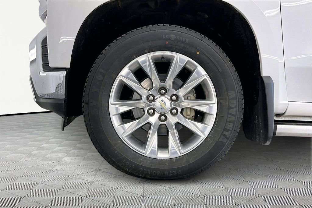 Used 2021 Chevrolet Silverado 1500 LTZ w/ Z71 Off-Road Package image 9