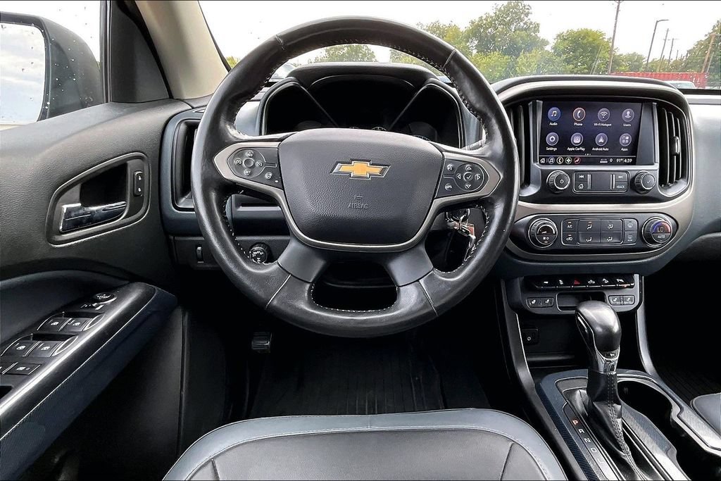 Used 2022 Chevrolet Colorado Z71 AWD/4WD image 6