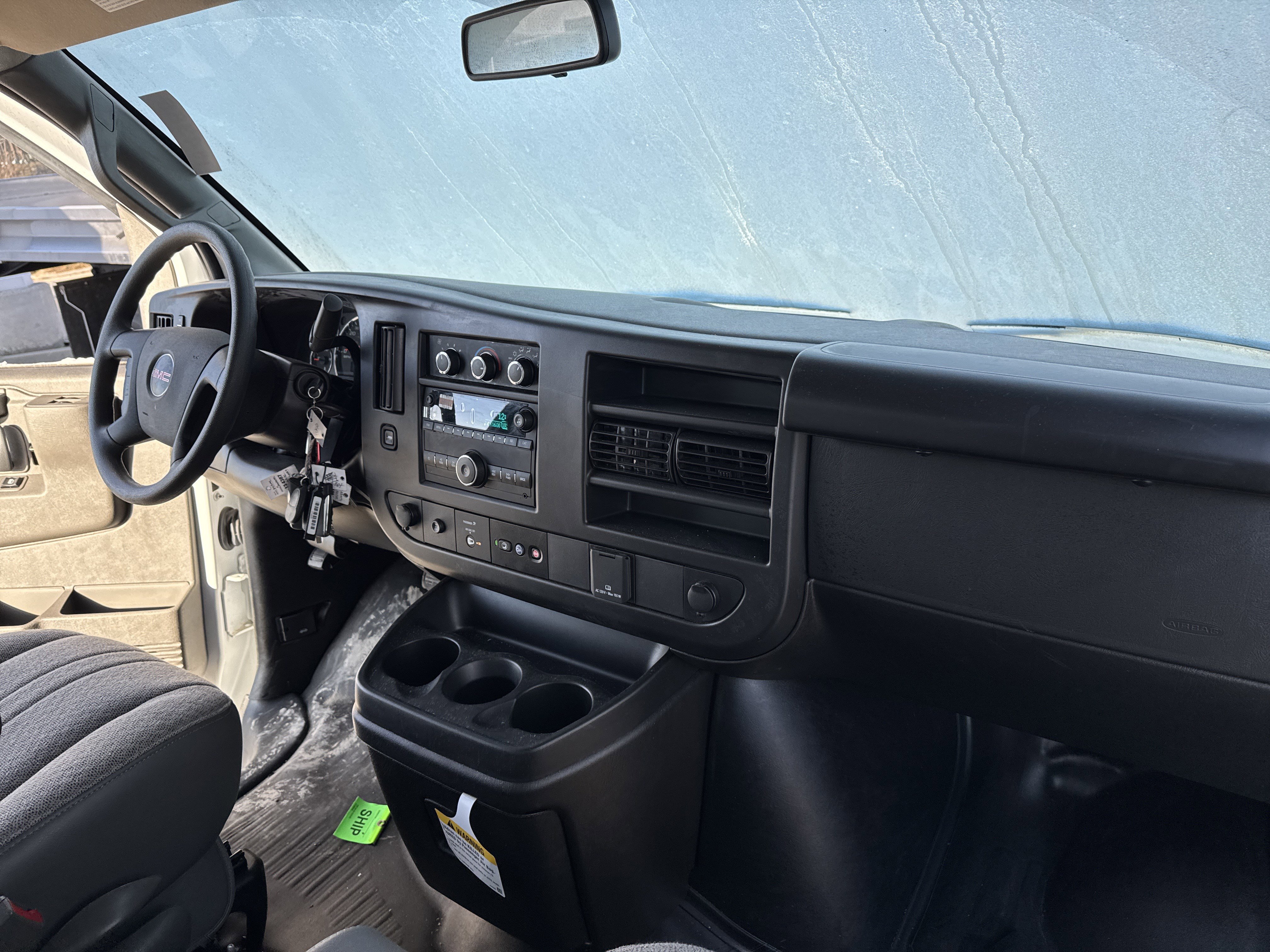 New 2024 GMC Savana 3500 w/ Power Convenience Package image 20