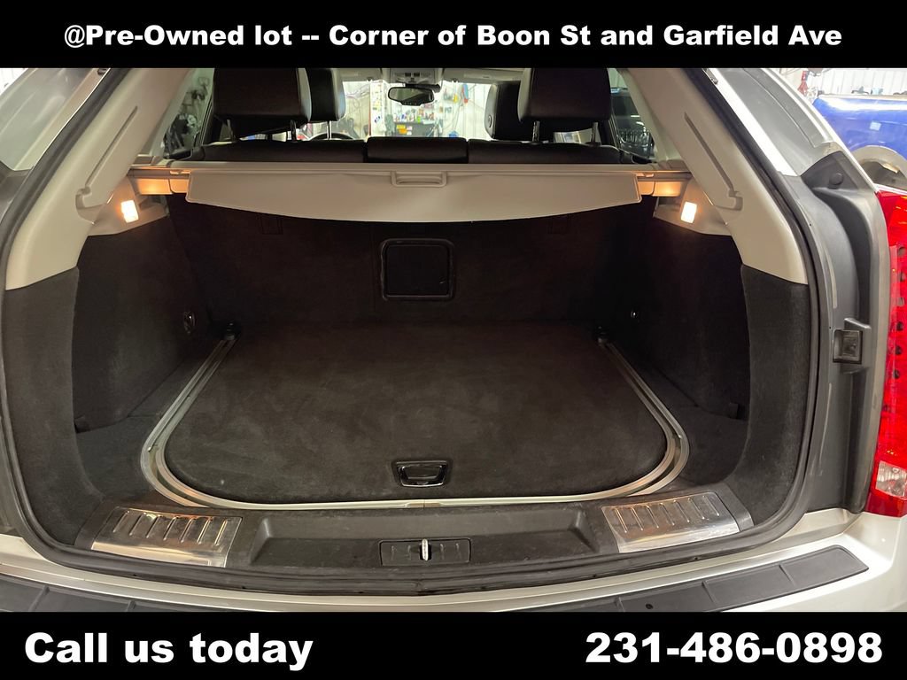Used 2013 Cadillac SRX Luxury w/ Driver Awareness Package AWD/4WD image 22