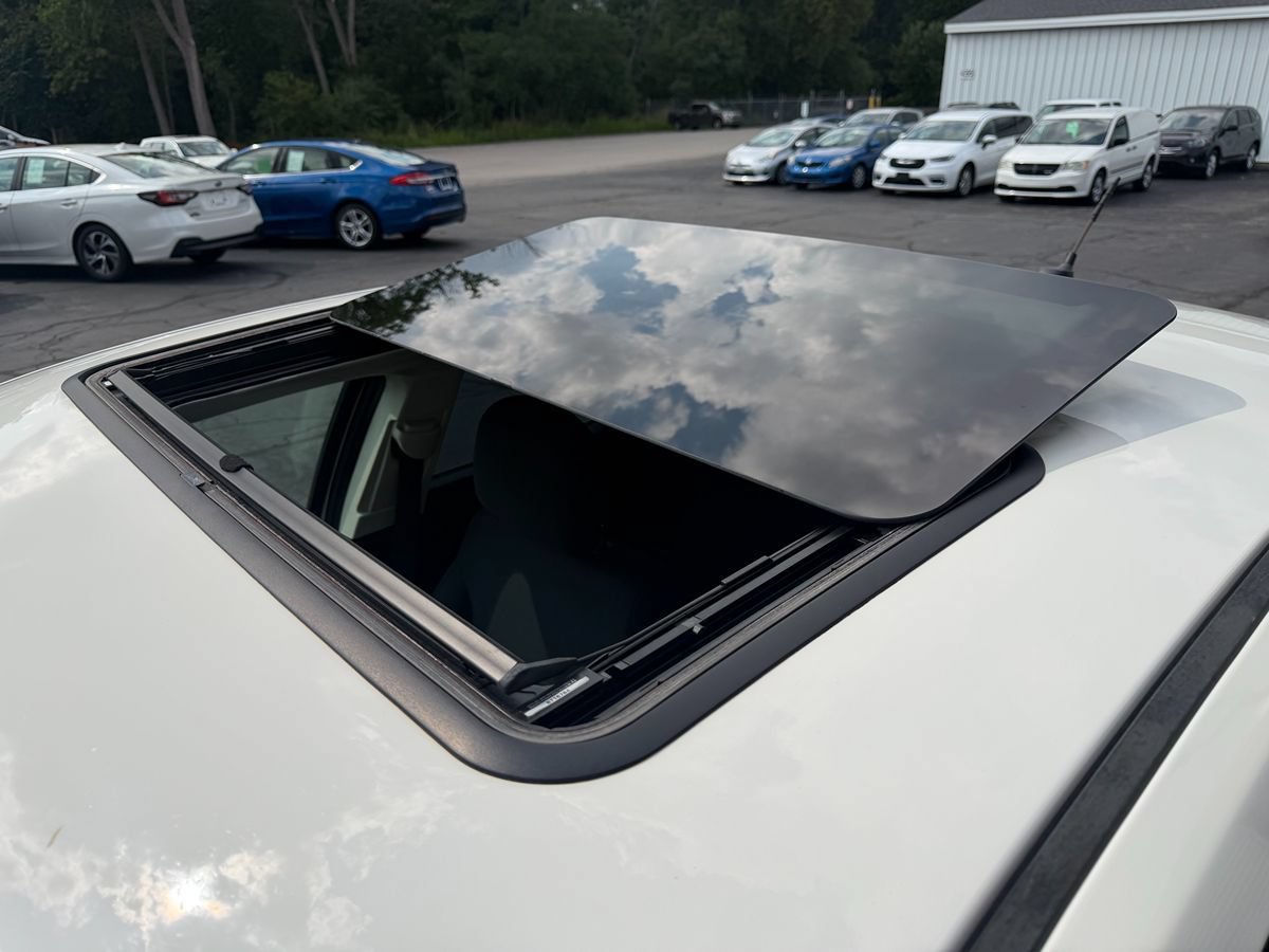 Used 2010 Dodge Avenger Express FWD image 29
