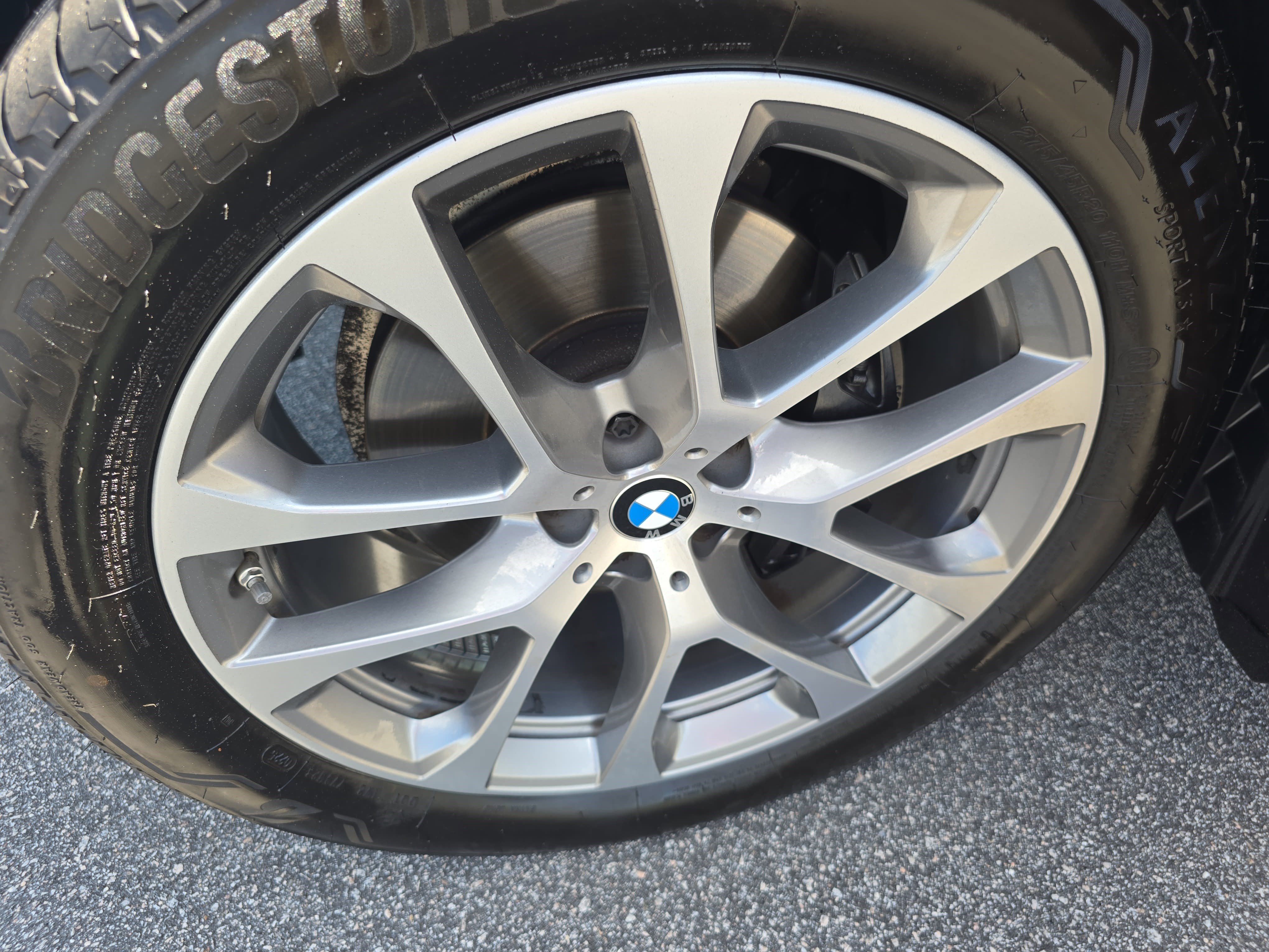 Used 2024 BMW X5 xDrive40i w/ Premium Package AWD/4WD image 33
