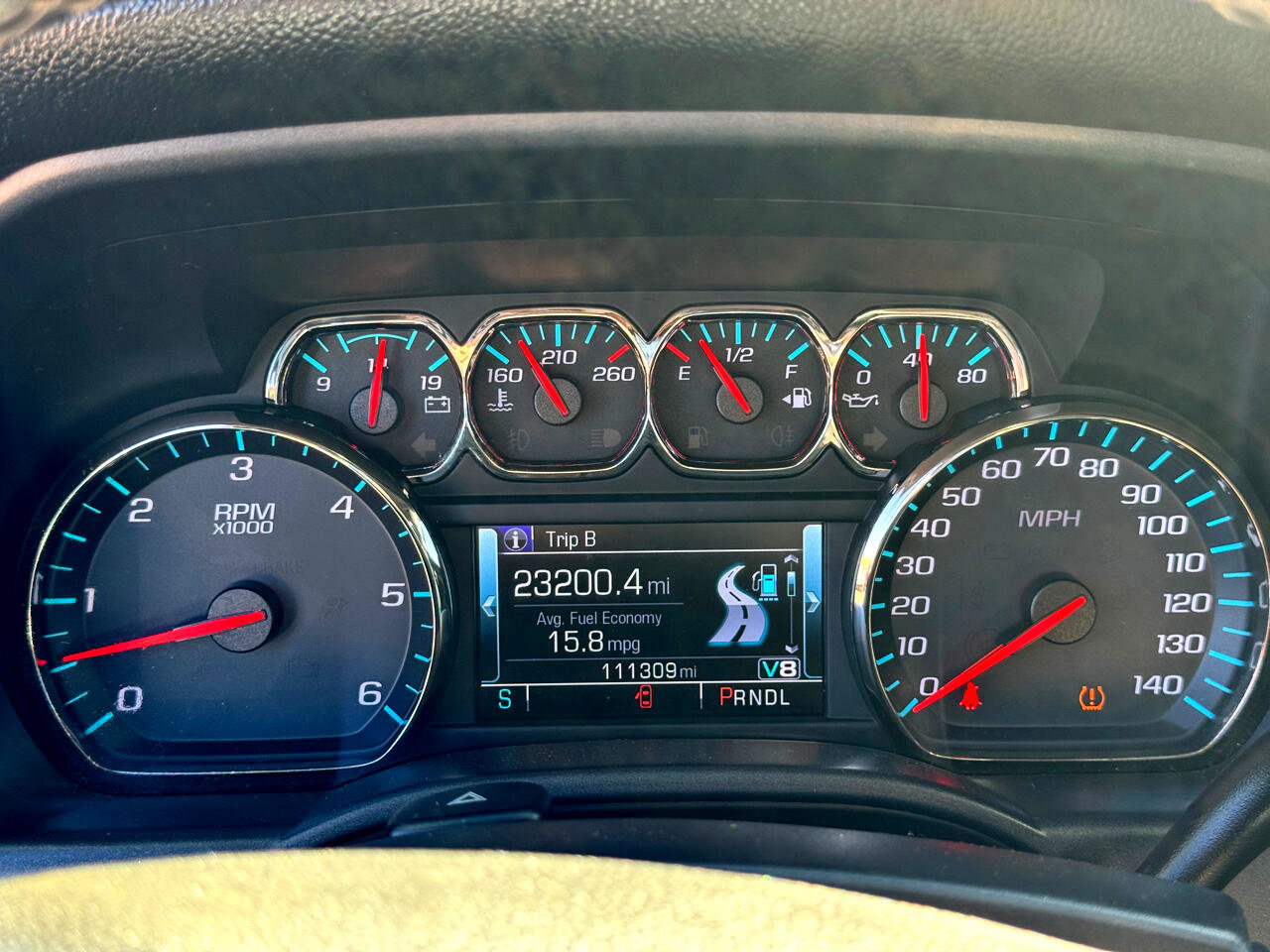 Used 2018 Chevrolet Silverado 1500 LT w/ All Star Edition image 27