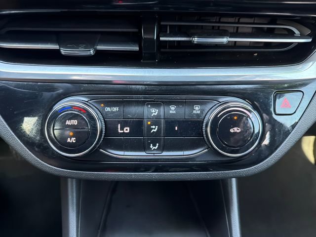 Certified 2024 Buick Envista Sport Touring w/ Experience Buick Package FWD image 14