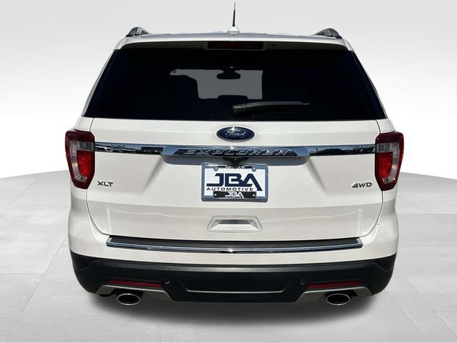 Used 2018 Ford Explorer XLT w/ Equipment Group 202A image 27