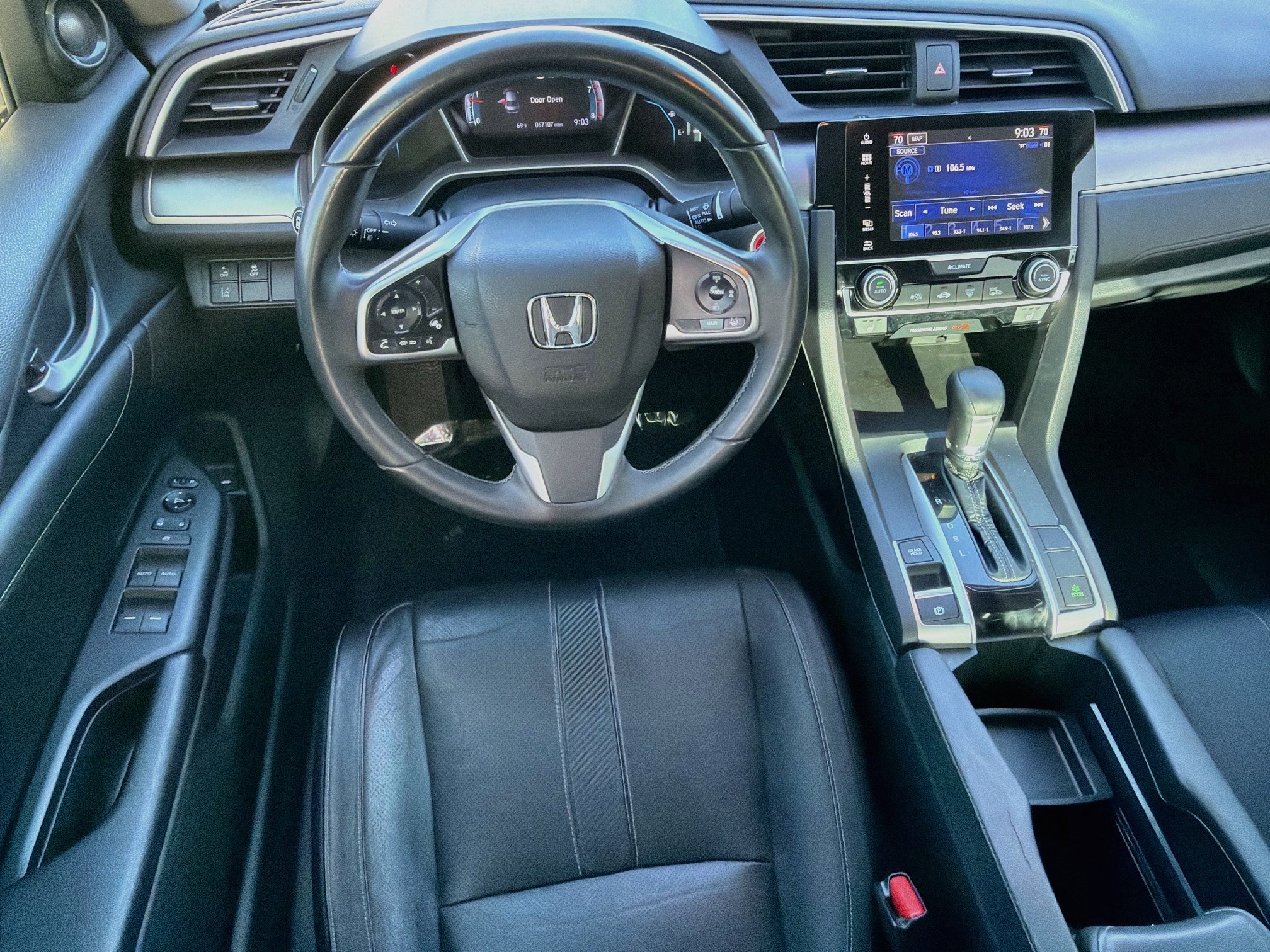 Used 2018 Honda Civic Touring image 16