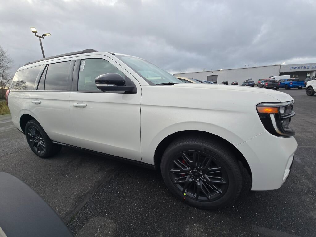 New 2025 Ford Expedition Platinum w/ Stealth Performance Package image 4