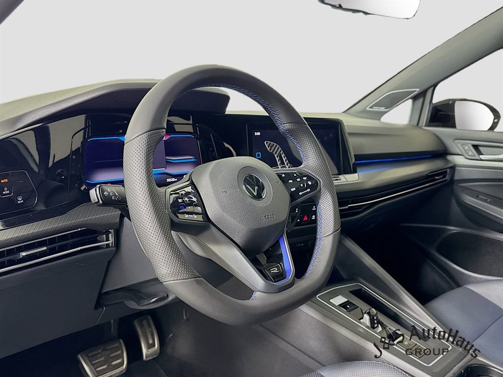 Used 2022 Volkswagen Golf R image 9