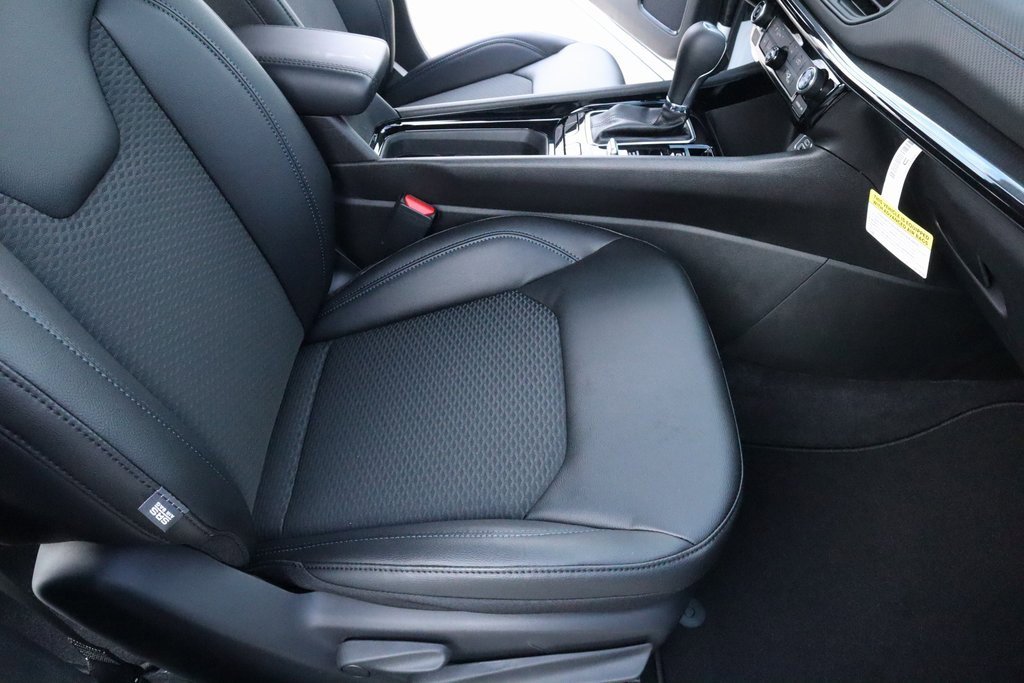 New 2026 Jeep Compass Latitude image 13