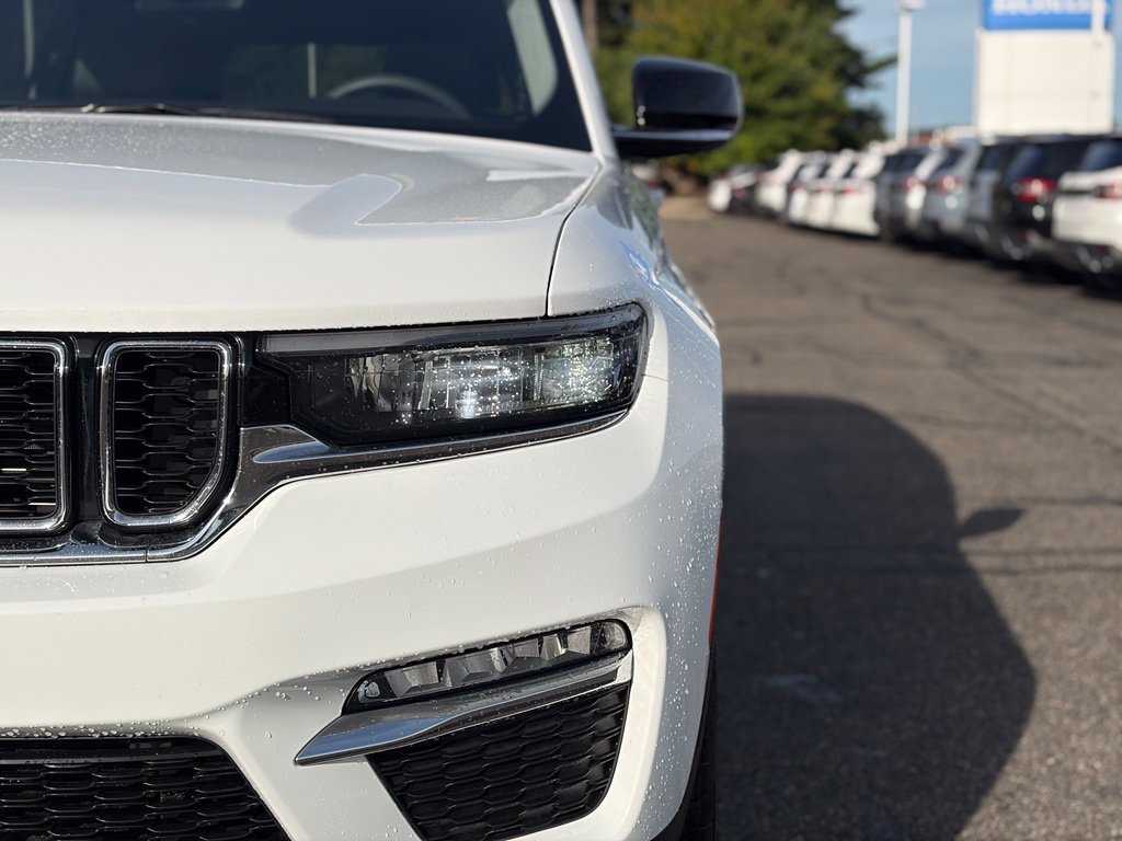 Certified 2023 Jeep Grand Cherokee Limited AWD/4WD image 5