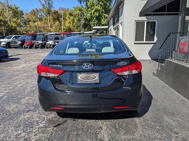 Used 2013 Hyundai Elantra GLS w/ Preferred Pkg FWD image 3