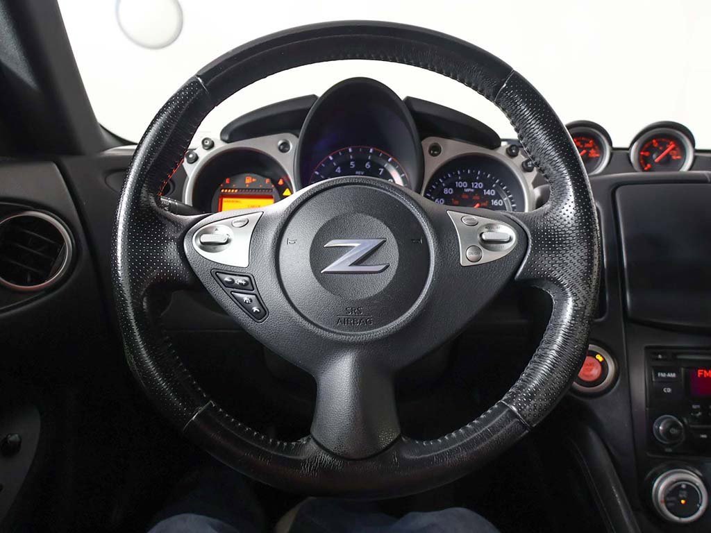 Used 2020 Nissan 370Z Coupe image 24