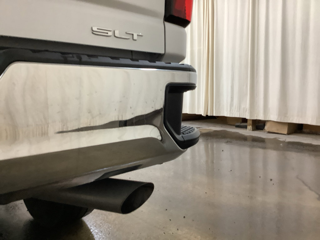 Used 2024 GMC Sierra 2500 SLT RWD image 13