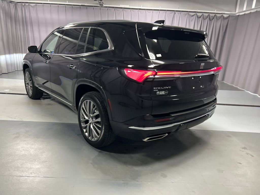 Used 2025 Buick Enclave Avenir AWD/4WD image 5