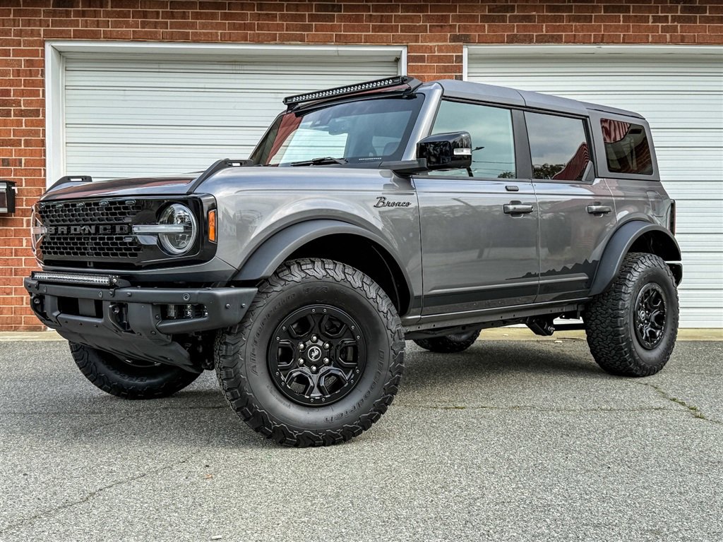 Used 2021 Ford Bronco Wildtrak image 2