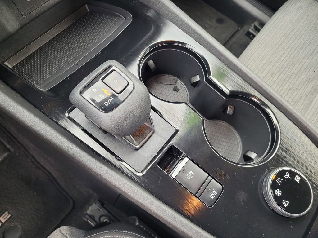 Used 2021 Nissan Rogue S image 16