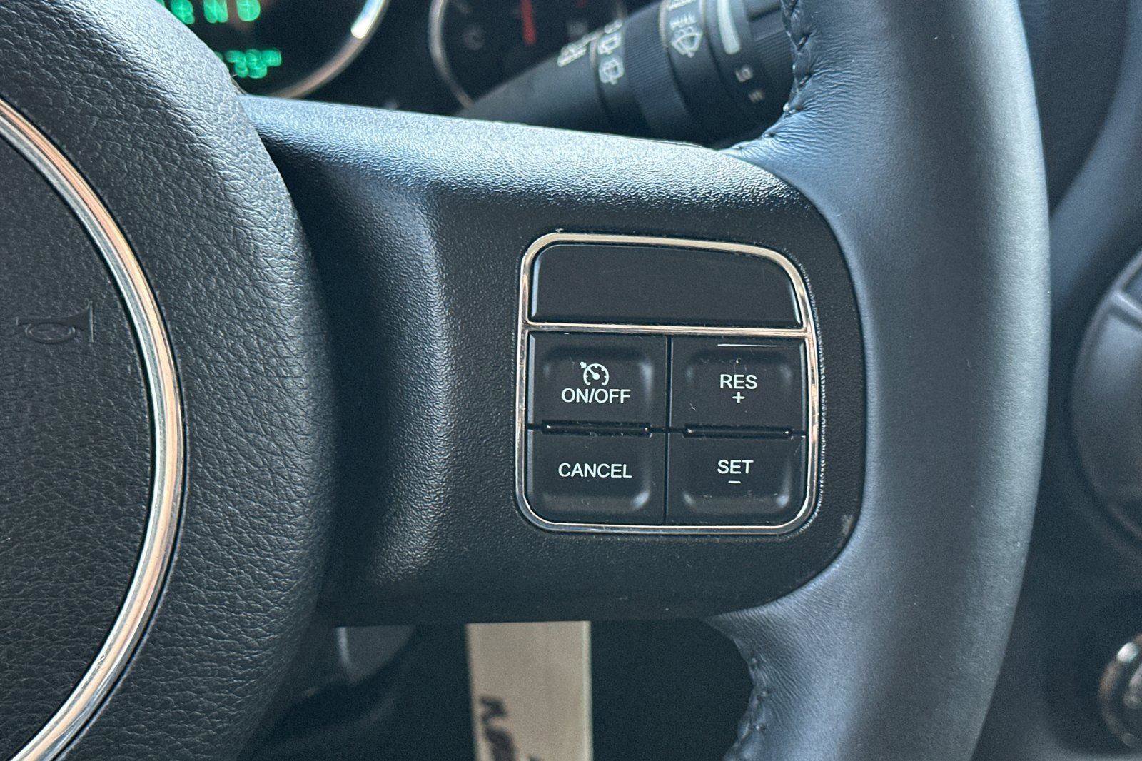 Used 2015 Jeep Wrangler Unlimited Sport w/ Connectivity Group image 25