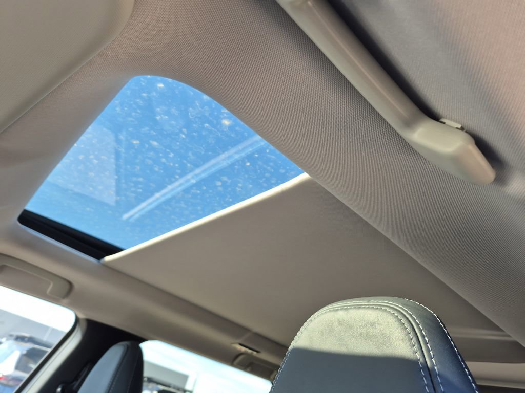 New 2026 Mitsubishi Outlander SE image 11