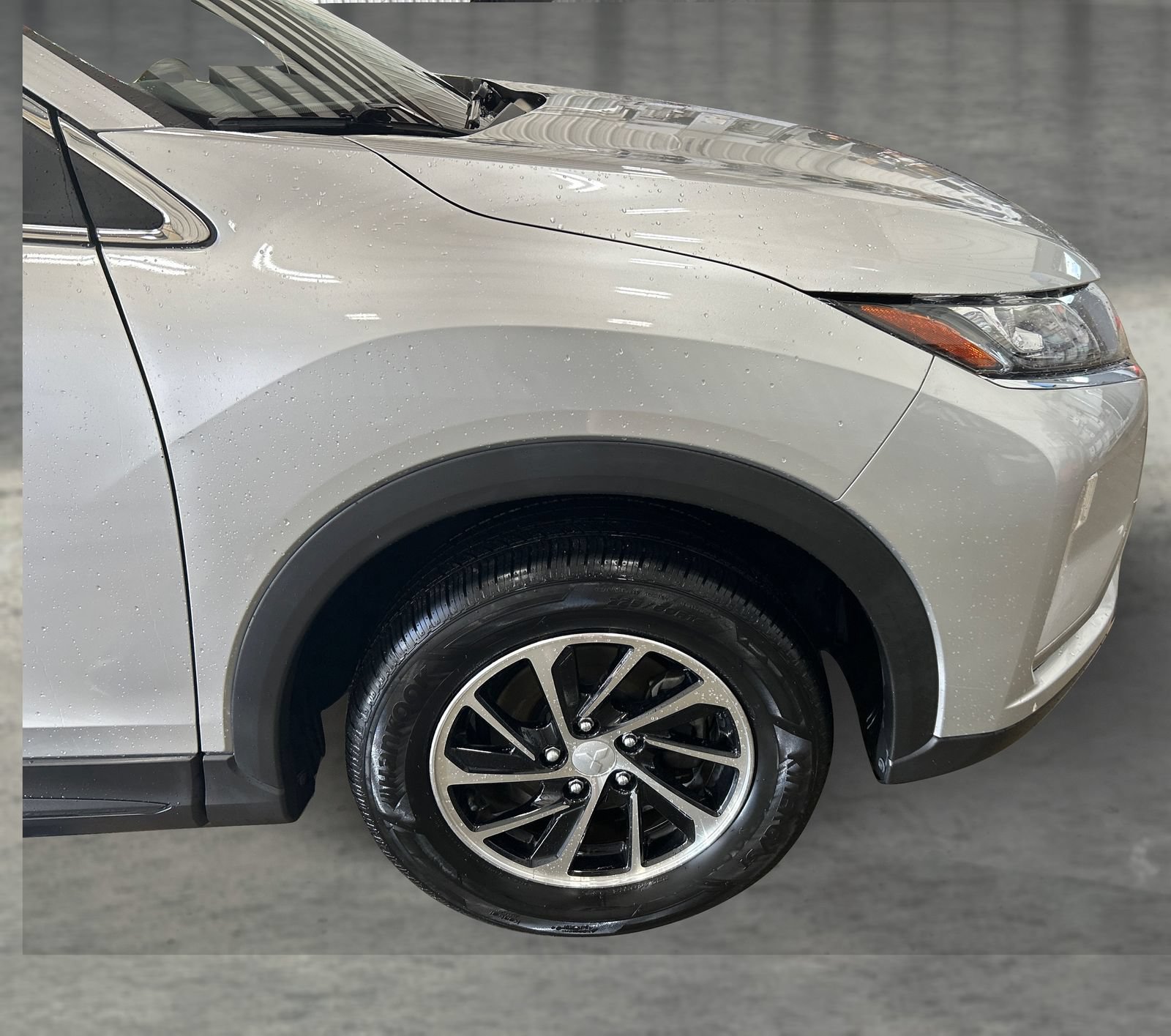 Used 2020 Mitsubishi Eclipse Cross ES FWD image 22