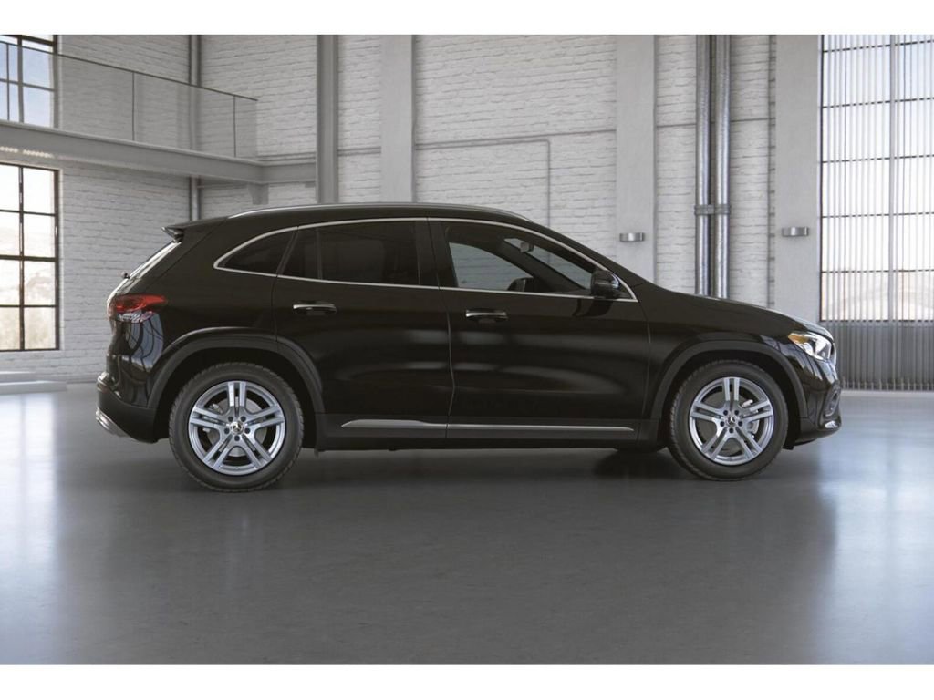 Used 2023 Mercedes-Benz GLA 250 4MATIC image 18