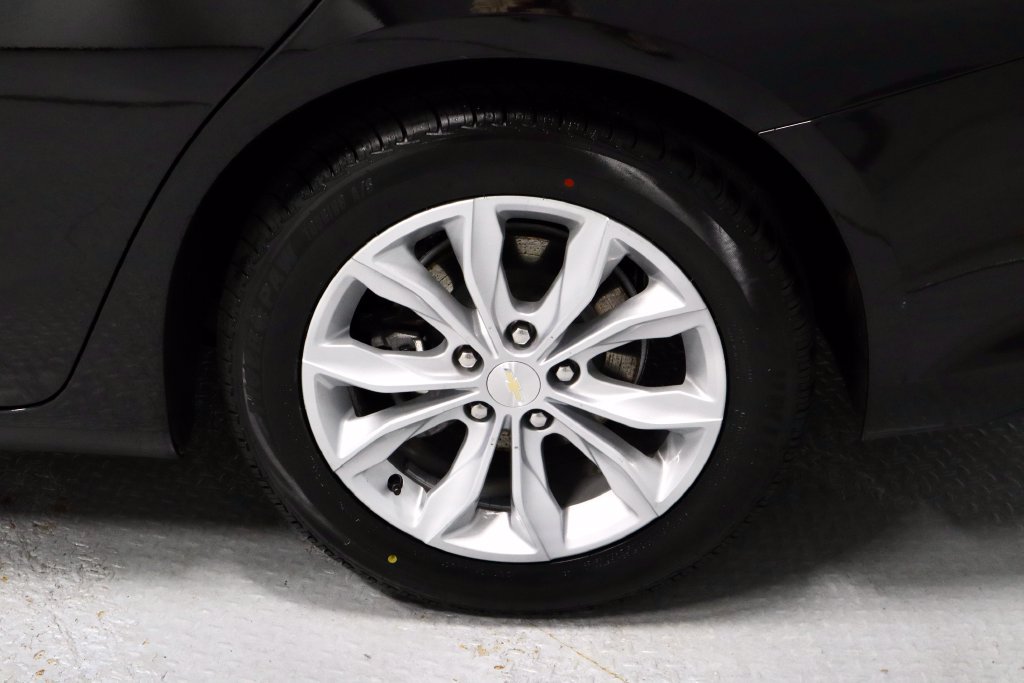 Used 2024 Chevrolet Malibu LT FWD image 18