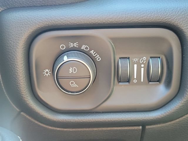 New 2027 RAM 1500 Laramie w/ Night Edition AWD/4WD image 24