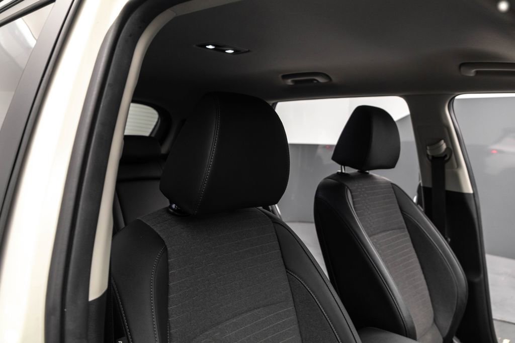 Used 2022 Kia Seltos Nightfall Edition image 35