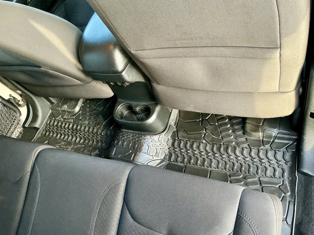 Used 2016 Jeep Wrangler Unlimited Sport w/ Quick Order Package 24S image 26