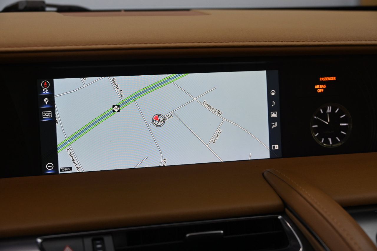 Used 2018 Lexus LC 500 Coupe w/ Touring Package image 26