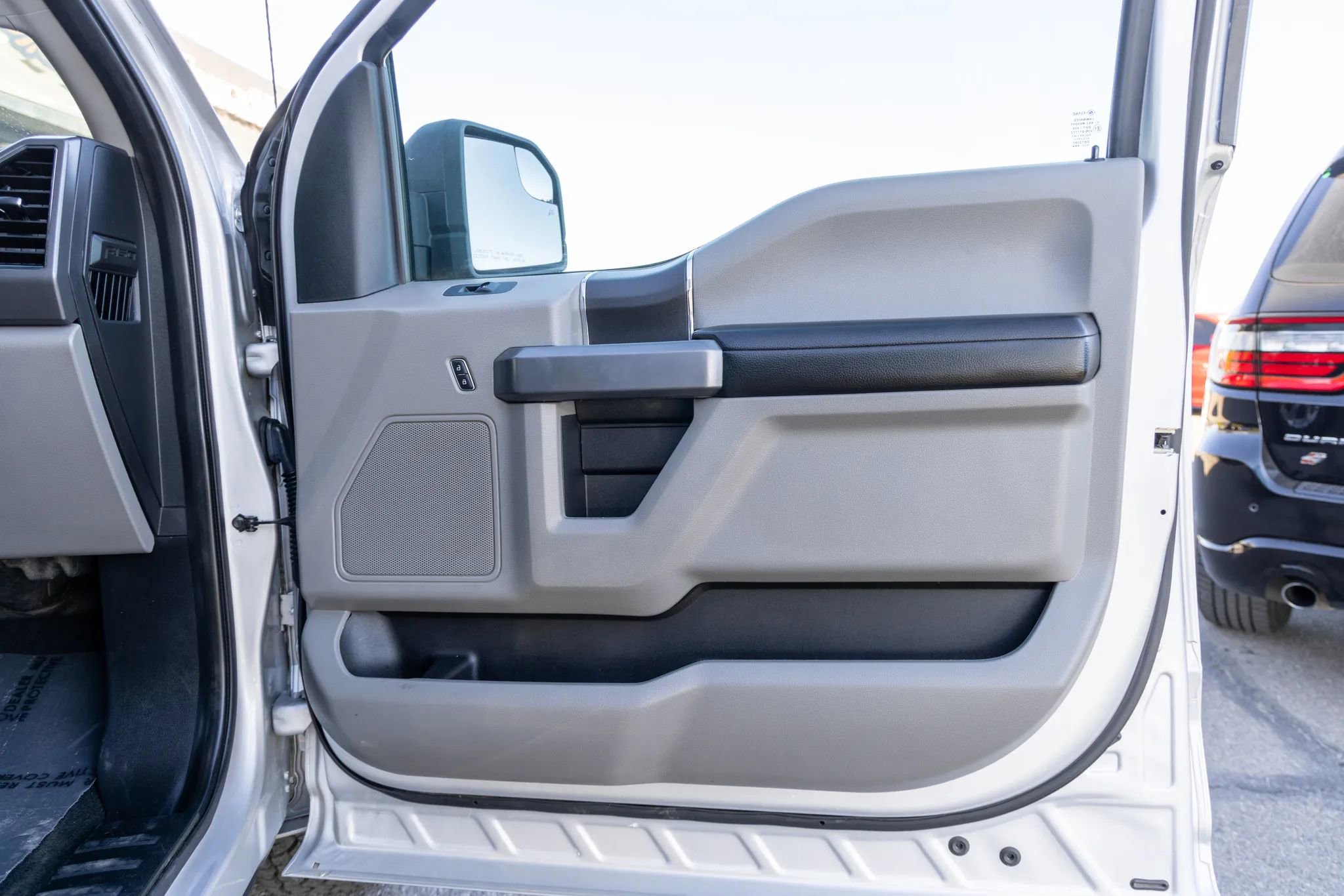 Used 2019 Ford F150 XLT w/ Equipment Group 301A Mid image 16