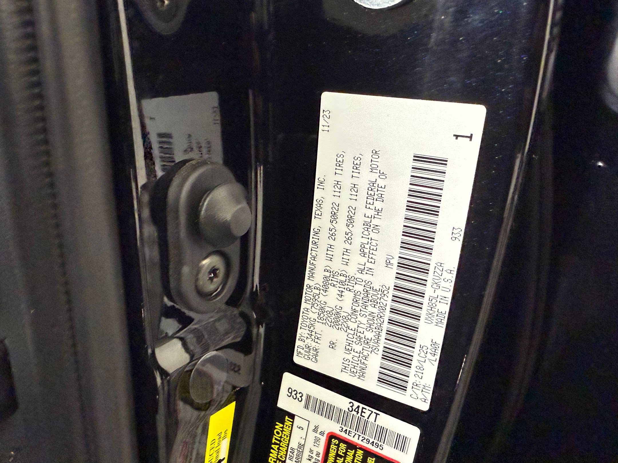 Used 2024 Toyota Sequoia Capstone AWD/4WD image 21