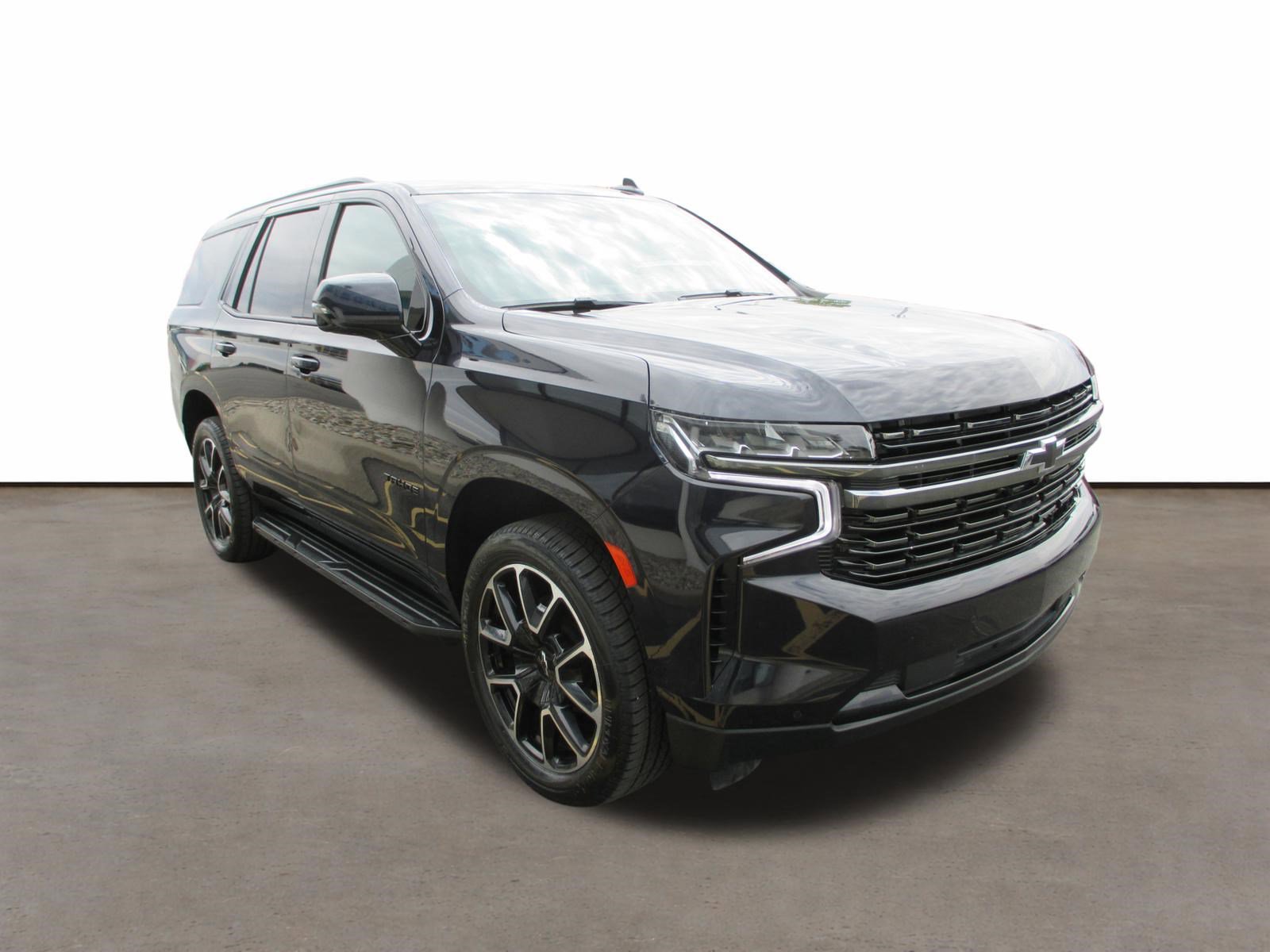 Used 2022 Chevrolet Tahoe RST w/ Luxury Package AWD/4WD image 7