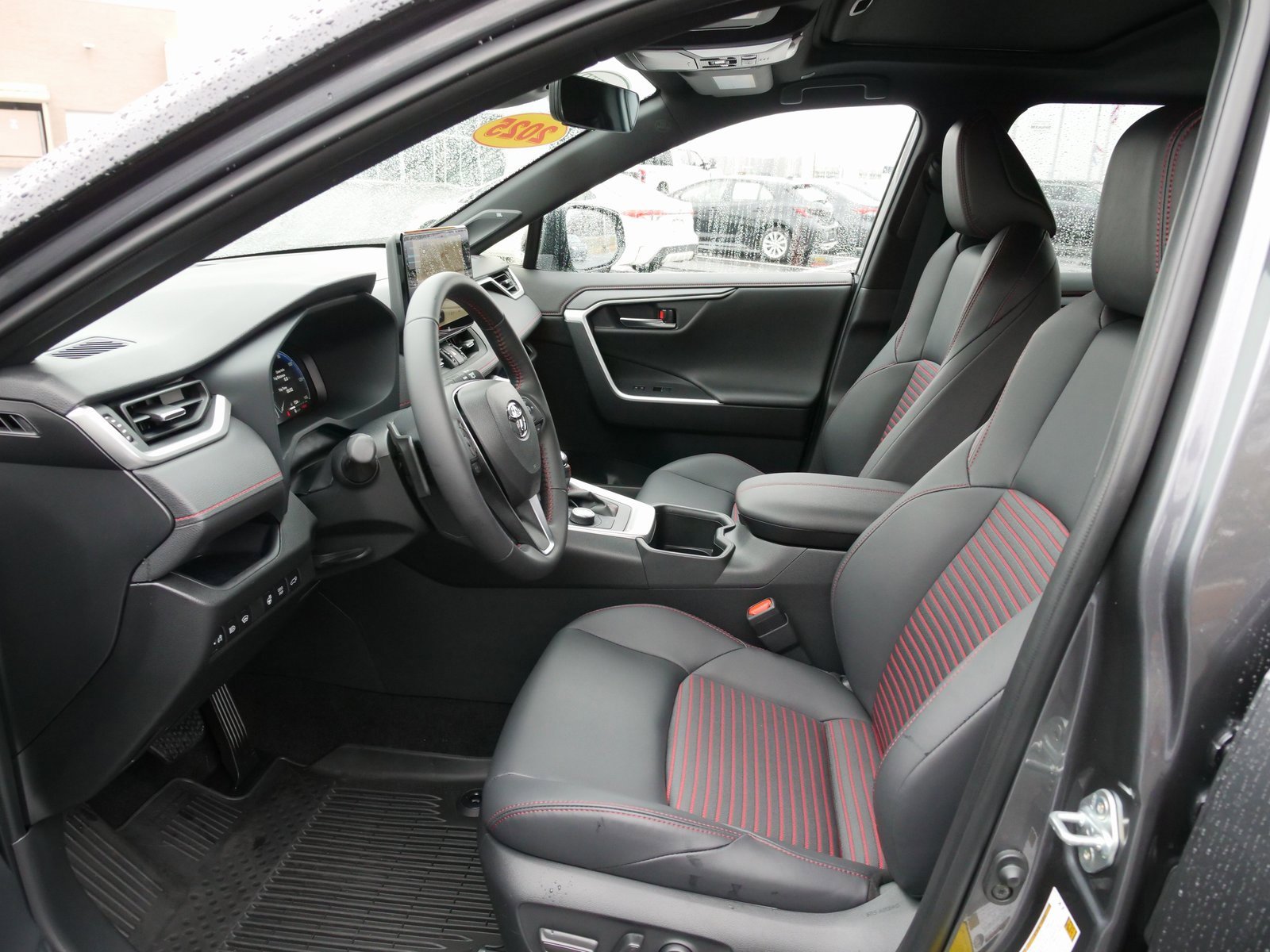 Used 2025 Toyota RAV4 XSE image 17