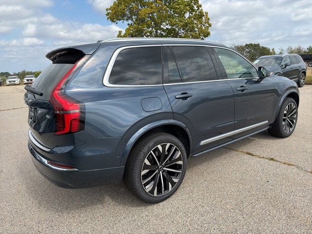 New 2026 Volvo XC90 B6 Plus w/ Protection Package Premier image 3