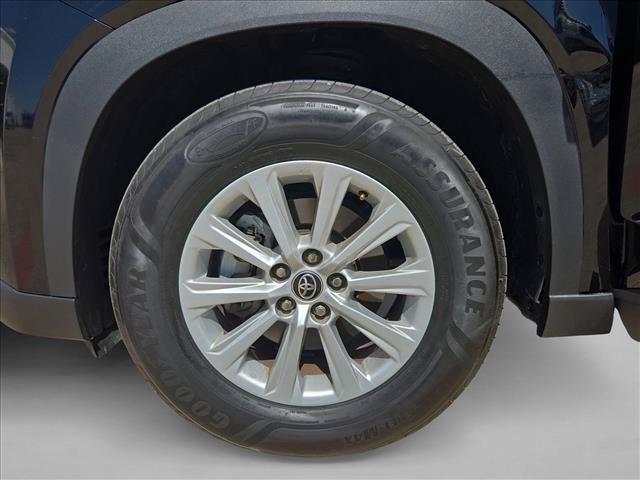 Used 2025 Toyota Grand Highlander AWD image 21