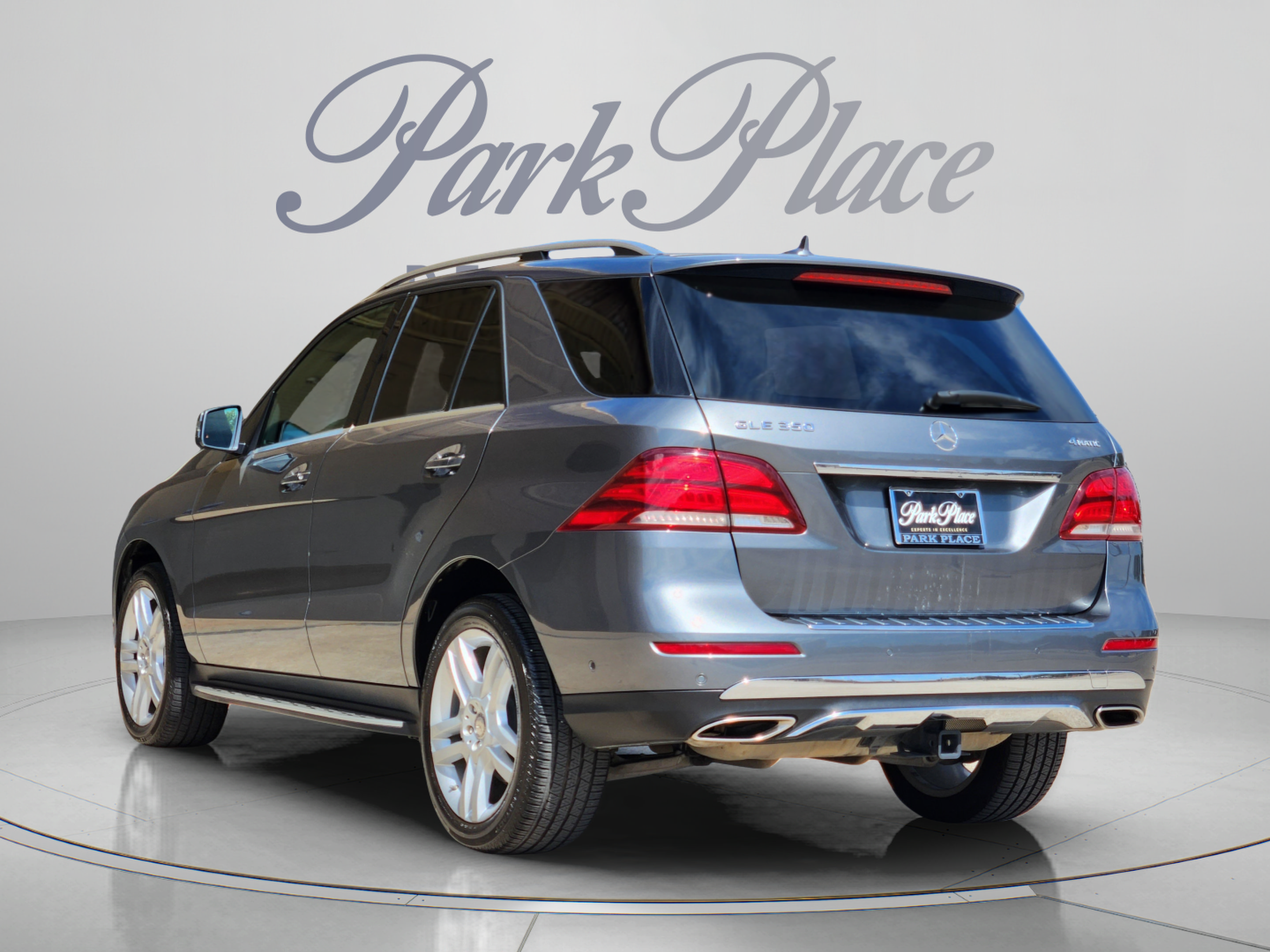 Used 2017 Mercedes-Benz GLE 350 4MATIC image 3