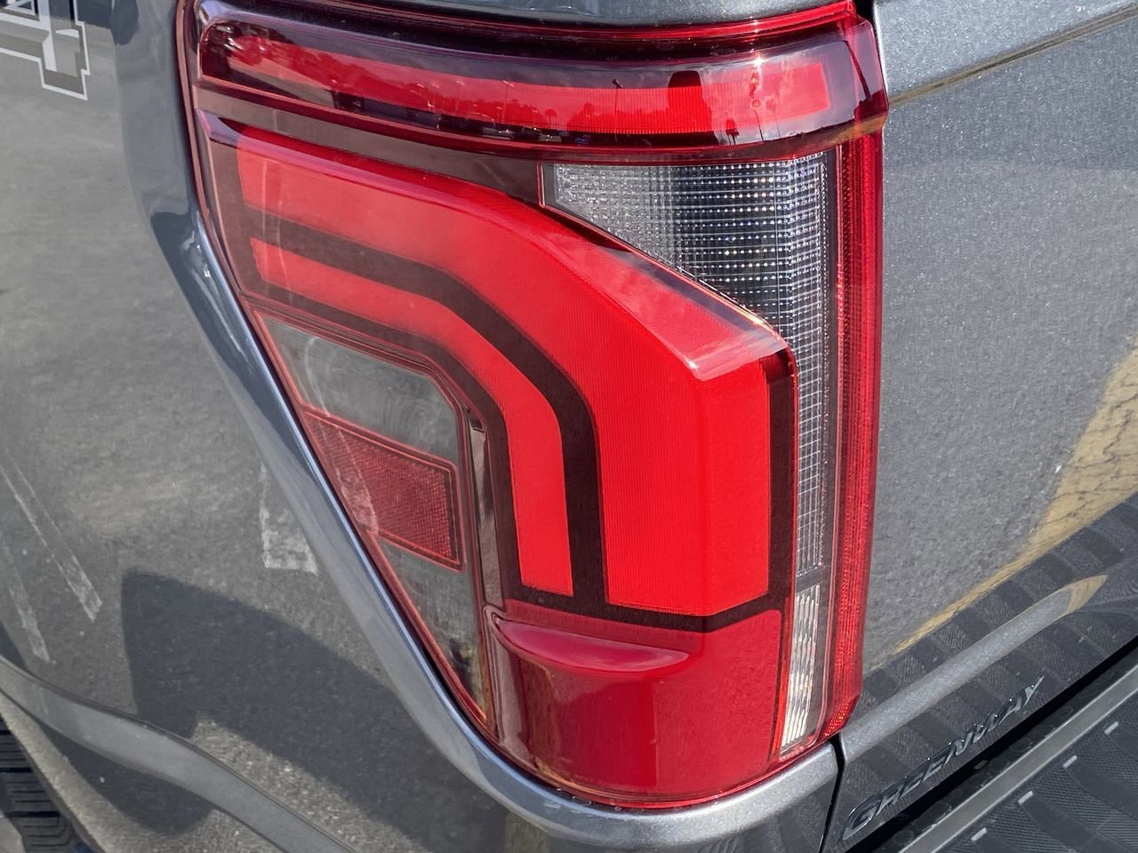 Used 2025 Ford F150 Lariat w/ Equipment Group 501A Mid image 7